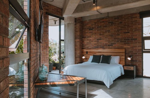 Laureles Apartment | Industrial Chic Loft in Front of Unicentro Mall