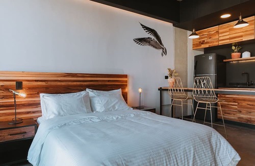 Laureles Apartment | Youthful Design Studio in the heart of Laureles