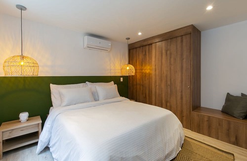 El Poblado Apartment | Provenza*-3BR/Private Jacuzzi/Hammock Net