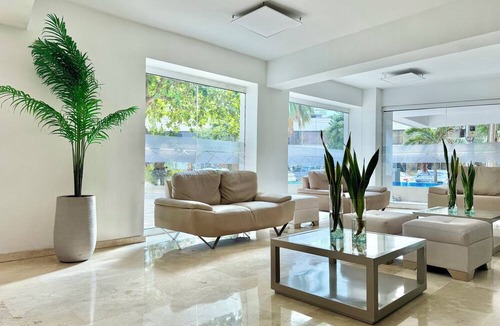 El Laguito Apartment | Ocean view Wonderful sunsets Beach Pool 1206
