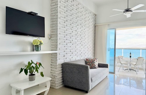 El Laguito Apartment | Charming Lovely view Beach Pool 702