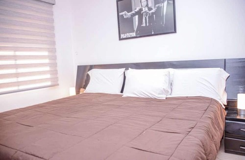Zona Rosa Apartment | 3 Bedroom AC ALL KING BEDS HOT TUB Enclosed Patio AC 2 blocks Lleras