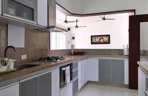 Espinal Villa | Private Pool Villa in Tolima w/B-Ball Court & Cook. Family-Friendly!