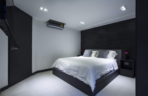 Zona Rosa Apartment | Parque Lleras Luxury 4br apartment