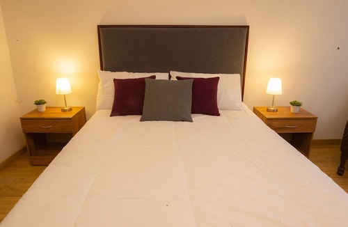 Chapinero Apartment | ⭐ Best Location - 2 Bed + 2 Bath Private Apartment + WIFI