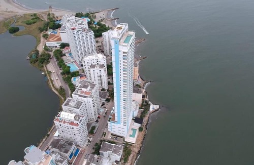 El Laguito Apartment | Beautiful luxury apartment with ocean view balcony