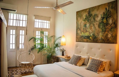 Cartagena Walled City Apartment | Elegant Historic 2BR Retreat in the Heart of the Old City. Cartagena de Indias.