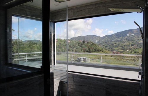 El Penol Apartment | The Palms Hotel