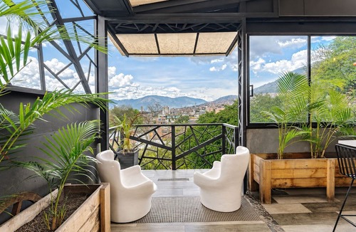 La Candelaria Apartment | Luxury Suite - Rooftop, Jacuzzi & Balcony