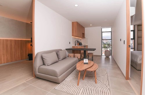 San Diego Apartment | Metropolitan Living by HOUSY