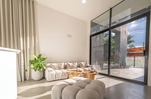San Diego Apartment | Metropolitan Living by HOUSY