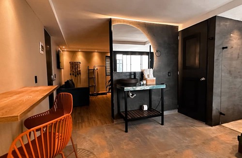 Castropol Apartment | Sense 2 Jacuzzi Suite in Poblado