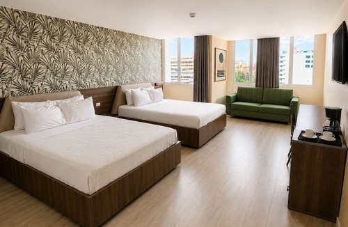 El Prado Apartment | Eslait Select