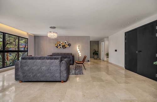 El Poblado Apartment | Luxury 3BR Retreat, Private Jacuzzi, Nightclub &AC