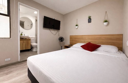 El Poblado Apartment | Manila by Roots Rentals