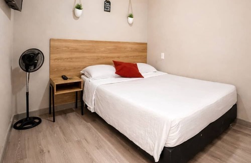 El Poblado Apartment | Manila by Roots Rentals