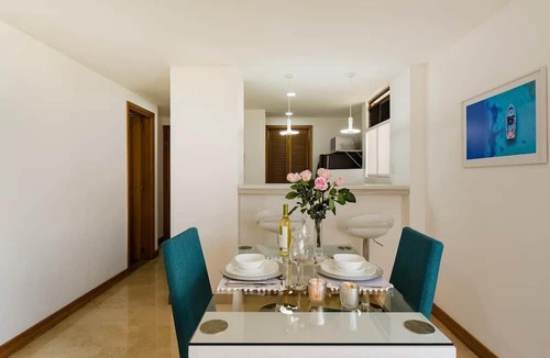 La Aguacatala Apartment | Edificio Alcazar de Oviedo BY Host Medellin