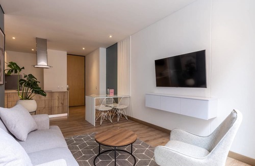 Zona Rosa Apartment | w* | Stylish & Cozy 2BR in Exclusive Chapinero