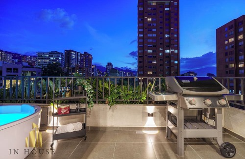 Alejandria Apartment | Luxe apt in Poblado/AC/BBQ - Morph 1002