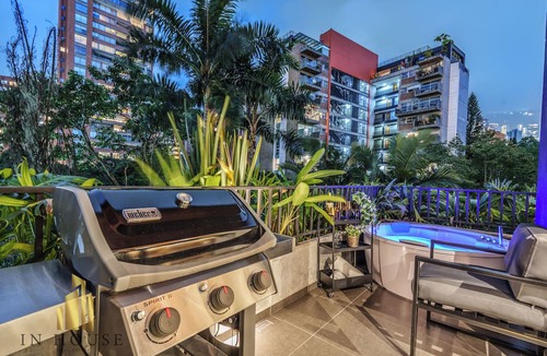 Patio Bonito Apartment | Spacious Cozy Apt in Poblado/BBQ/Jacuzzi-Morph 501