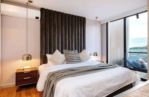 Las Lomas I Apartment | Energy Living - Ultimate Condo in Medellin!