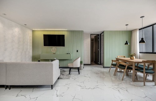 Laureles - Estadio Apartment | New Luxe apt in Laureles with AC and fast Wifi