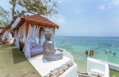 Rosario Islands Cabin | Bora Bora Cartagena