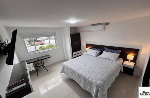 Villanueva Apartment | Charming 2-bedroom apartment with WiFi, AC in delightful Villanueva