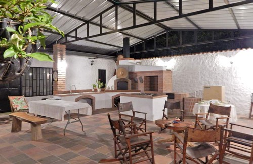 Garzon Bed & Breakfast | Double room with private bathroom - Direct access to the hallway