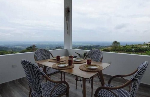 Acacias Cabin | Spectacular cabin for 6 Hummingbird