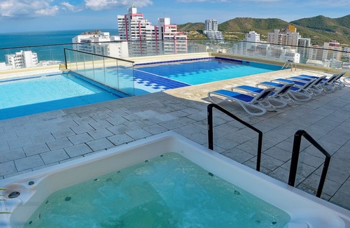Comuna 3 Apartment | 2-bedroom apartment in enjoyable el rodadero Santa Marta with WiFi, AC