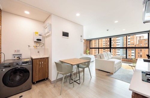 Laureles Apartment | Kyux Studios by MOME