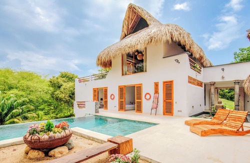 Palomino Villa | New KeyPöint: Luxury Palomino Beach Höuse!