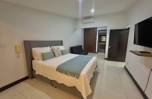 Zona Rosa Apartment | Casa Provenza Cartagena – Private Jacuzzi 3 Bedroom apartment in Provenza