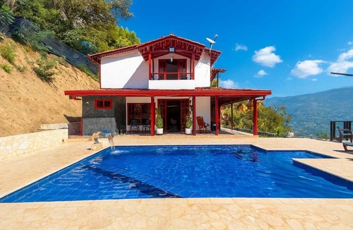 Girardota Villa | Finca Exclusiva en Girardota Antioquia