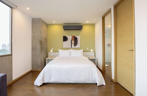 La Florida Apartment | Urban Oasis 2BR with A/C, Pool & City view in vibrant El Poblado