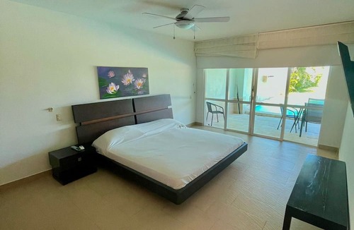 La Boquilla Villa | Oceanfront Mansion With Pool 3