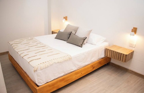 Florida Nueva Apartment | zenia