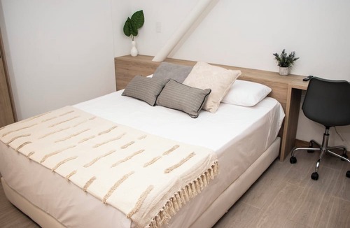Florida Nueva Apartment | zenia