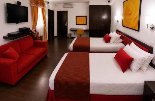 Granada Hotel | hostal cf bed y breakfast