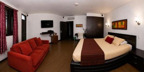 Granada Hotel | hostal cf bed y breakfast