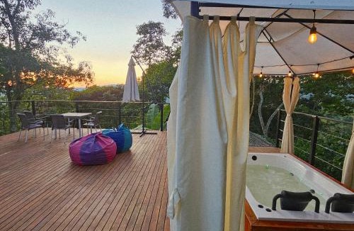 Cachipay Other | Elementium Glamping