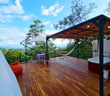 Cachipay Other | Elementium Glamping