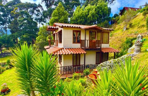 Cuitiva Cabin | Cabaña y Glamping Santo Domingo