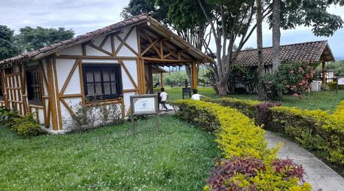 Tota House | Hotel mi lago guarida