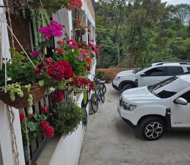 Manizales House | Hogar entre Flores Tradición y Cerca de Todo