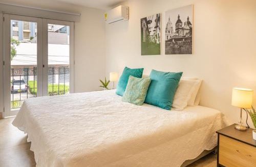 Castillogrande House | Casa de 5 habitaciones con jacuzzi