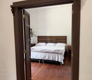 Valparaiso Hotel | Plazoleta La Quinta