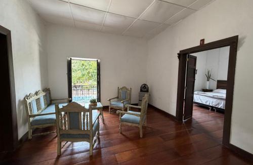 Valparaiso Hotel | Plazoleta La Quinta
