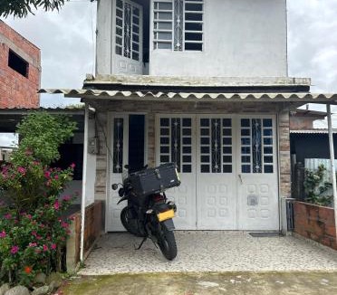 Cubarral House | Scratch house